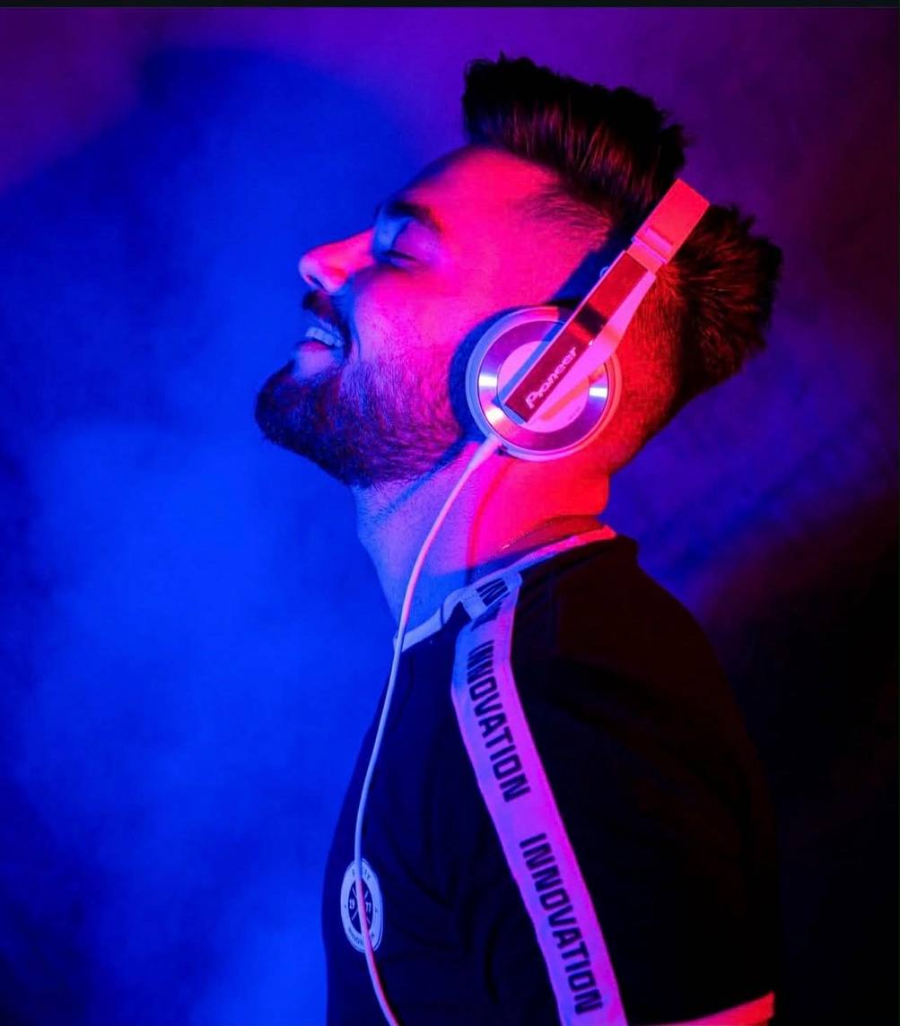 DJ Kaminiotis Ayia Napa villa party